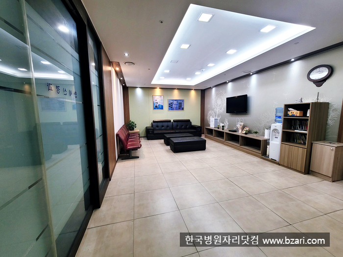 수원시팔달구인계동수원시청역병의원임대창업개원자리2.jpg